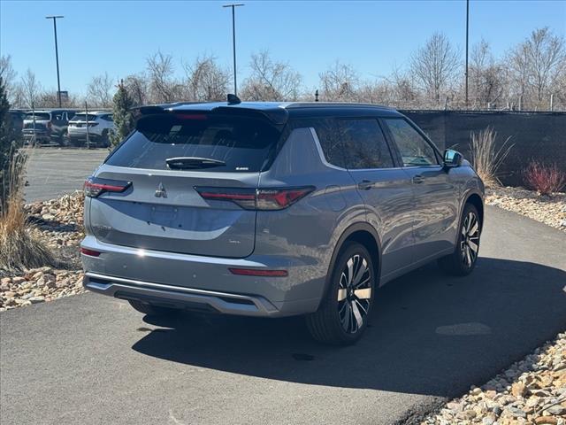 2025 Mitsubishi Outlander SEL