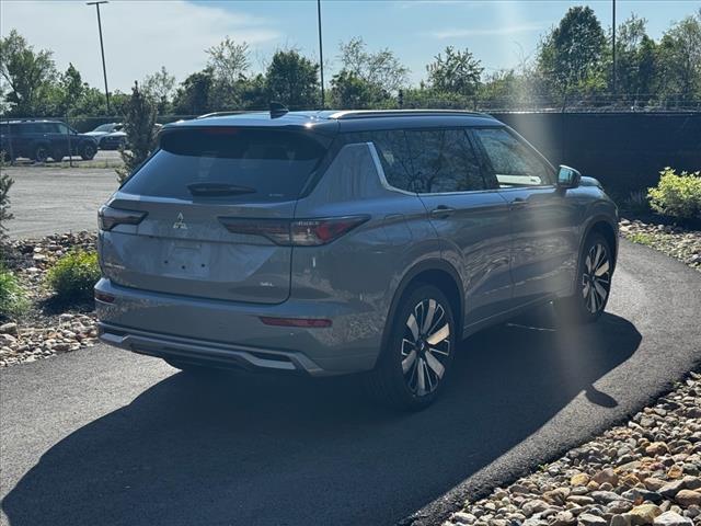 2025 Mitsubishi Outlander SEL
