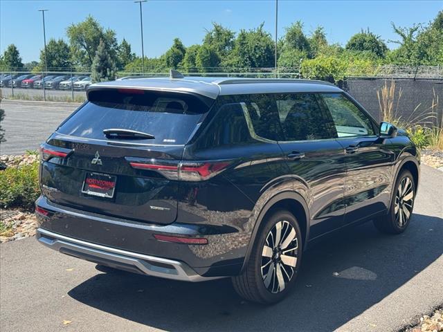 2025 Mitsubishi Outlander SEL Platinum Edition