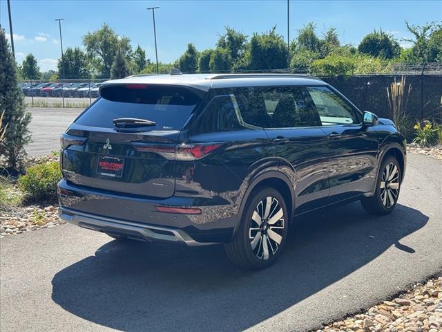 2025 Mitsubishi Outlander SEL Platinum Edition