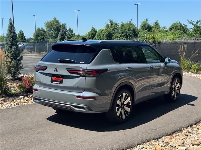 2025 Mitsubishi Outlander SEL