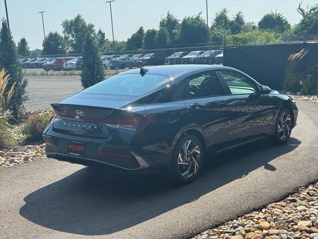 2025 Hyundai ELANTRA SEL Sport