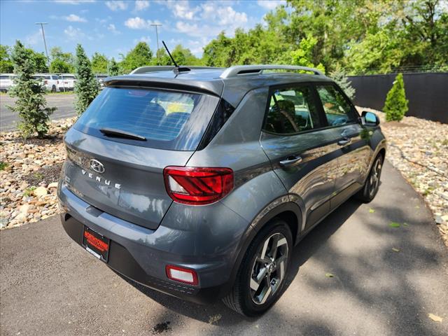 2024 Hyundai VENUE SEL