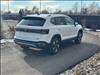 2025 Volkswagen Taos SE 4Motion