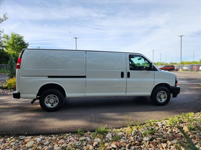 2023 Chevrolet Express 2500