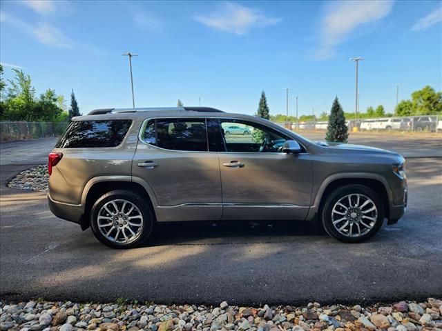 2023 GMC Acadia Denali