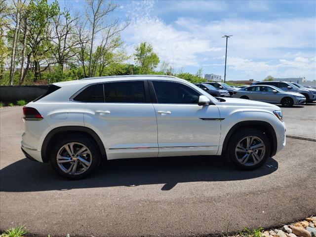 2024 Volkswagen Atlas Cross Sport SEL R-Line 4Motion