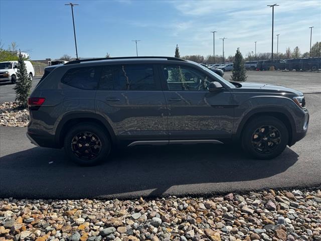 2025 Volkswagen Atlas Peak Edition 4Motion