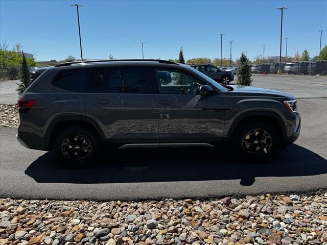 2025 Volkswagen Atlas Peak Edition 4Motion