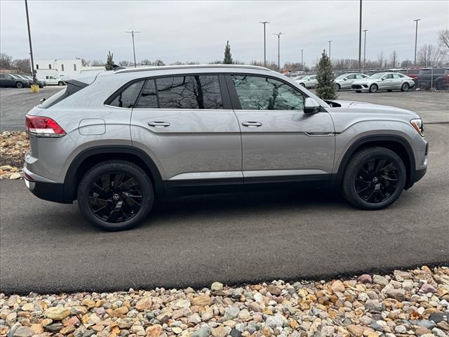 2025 Volkswagen Atlas Cross Sport SE 4Motion