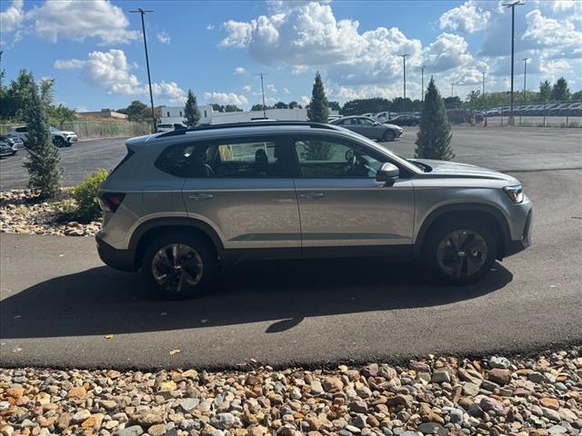 2025 Volkswagen Taos S