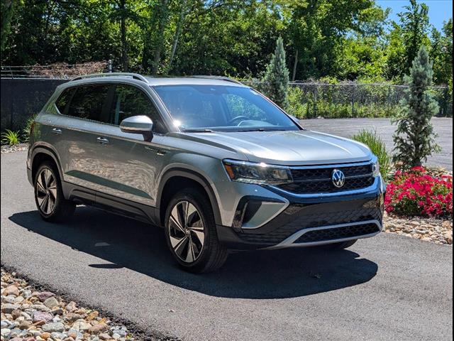 2024 Volkswagen Taos SE 4Motion