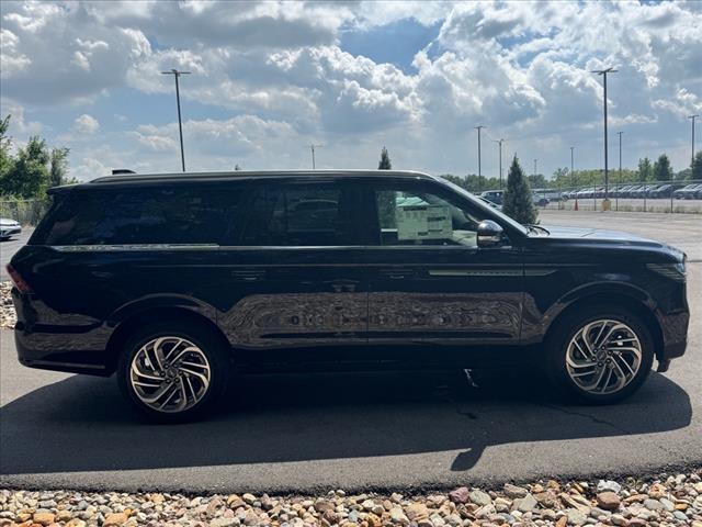 2025 Lincoln Navigator L Reserve
