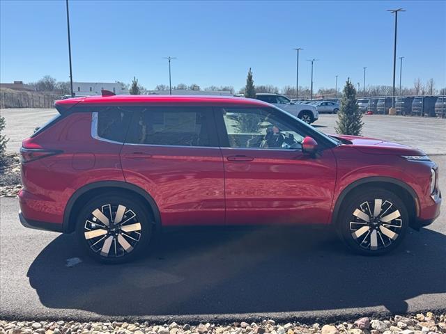 2025 Mitsubishi Outlander SE
