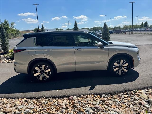 2025 Mitsubishi Outlander SEL