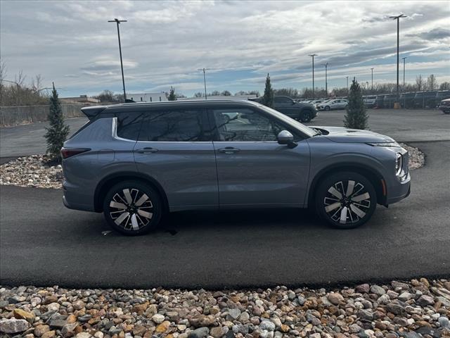 2025 Mitsubishi Outlander SEL