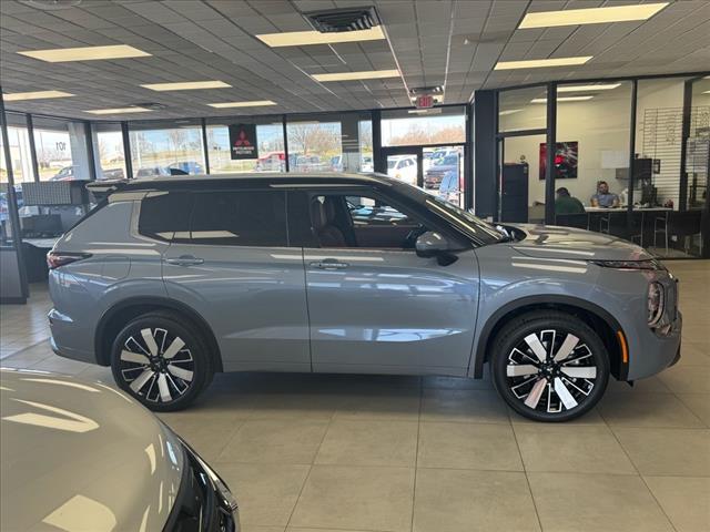 2025 Mitsubishi Outlander SEL