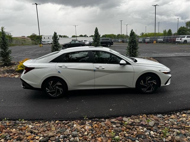 2025 Hyundai ELANTRA Hybrid Limited