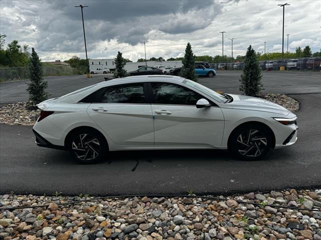 2025 Hyundai ELANTRA Hybrid Limited