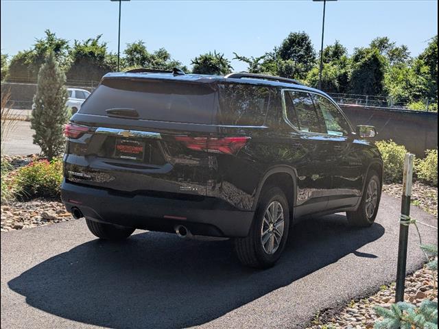 2022 Chevrolet Traverse LT Leather