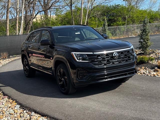 2025 Volkswagen Atlas Cross Sport SEL R-Line Black 4Motion
