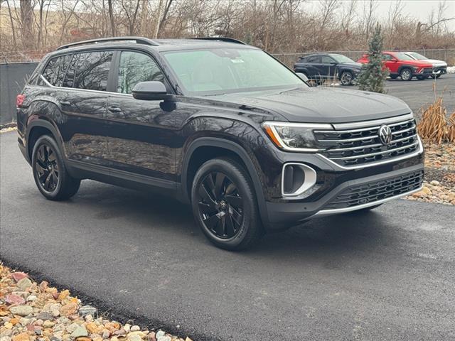 2025 Volkswagen Atlas SE
