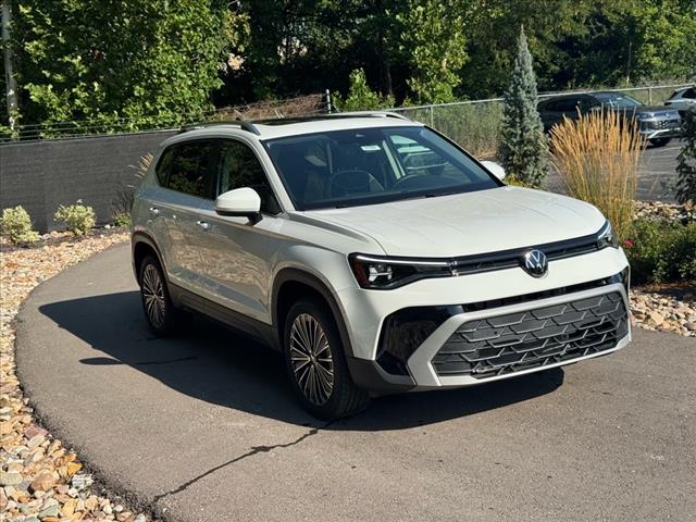2025 Volkswagen Taos SE