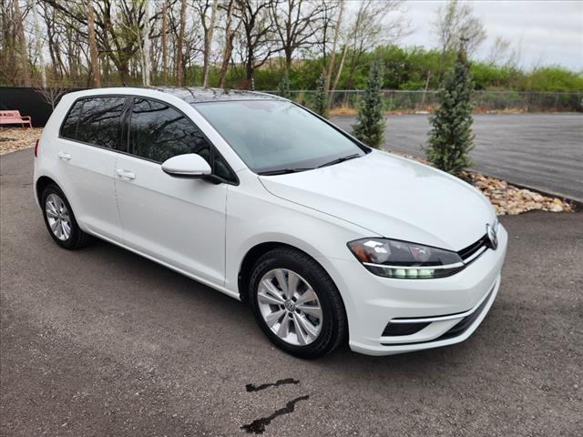 2018 Volkswagen Golf TSI SE
