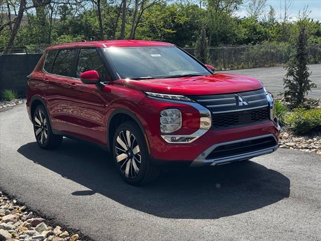 2025 Mitsubishi Outlander SE