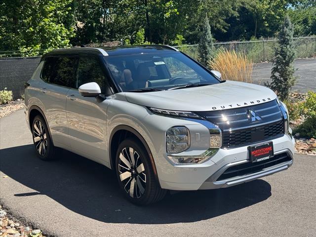 2025 Mitsubishi Outlander SEL