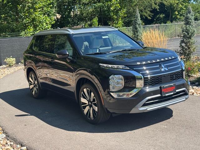 2025 Mitsubishi Outlander SEL Platinum Edition