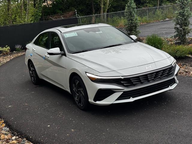 2025 Hyundai ELANTRA Hybrid Limited