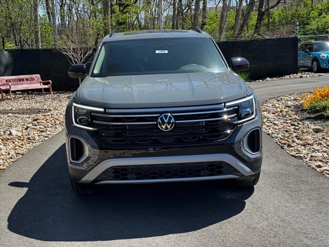 2025 Volkswagen Atlas Peak Edition 4Motion