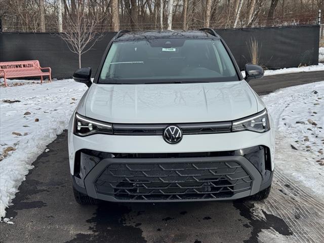 2025 Volkswagen Taos SE Black 4Motion