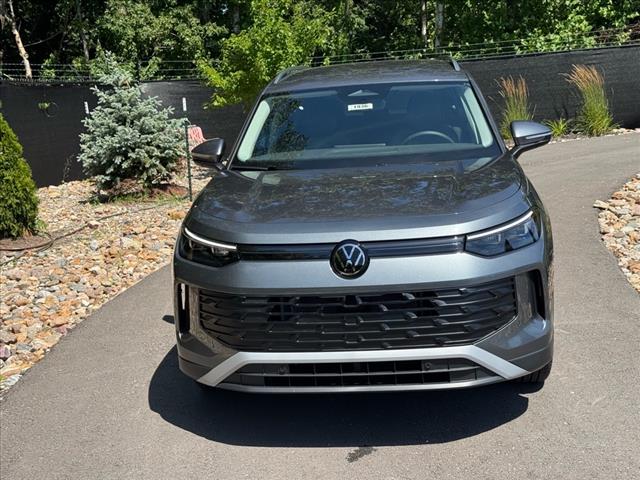2025 Volkswagen Tiguan SE