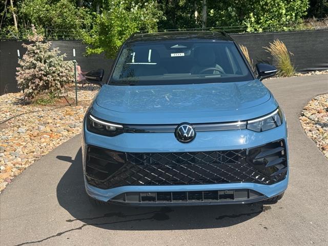 2025 Volkswagen Tiguan SE R-Line Black 4Motion