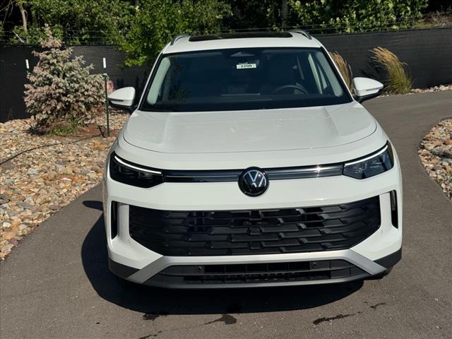 2025 Volkswagen Tiguan SE 4Motion