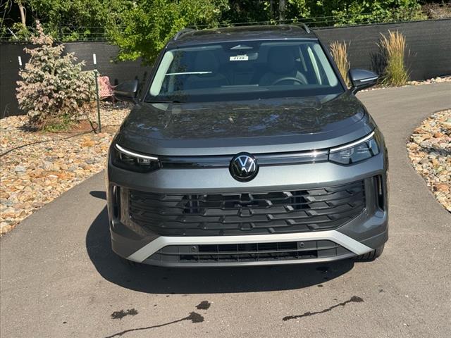 2025 Volkswagen Tiguan SE 4Motion