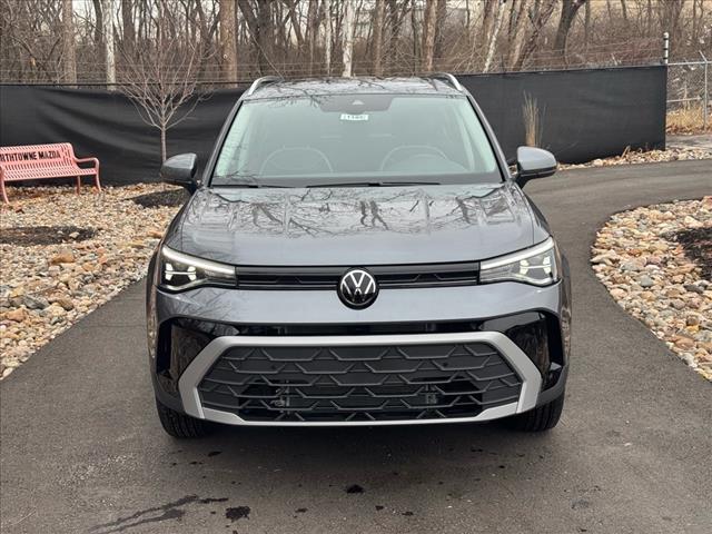 2025 Volkswagen Taos SE 4Motion