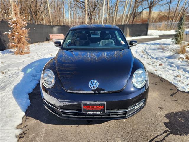 2013 Volkswagen Beetle 2.0T TURBO W/SUN/