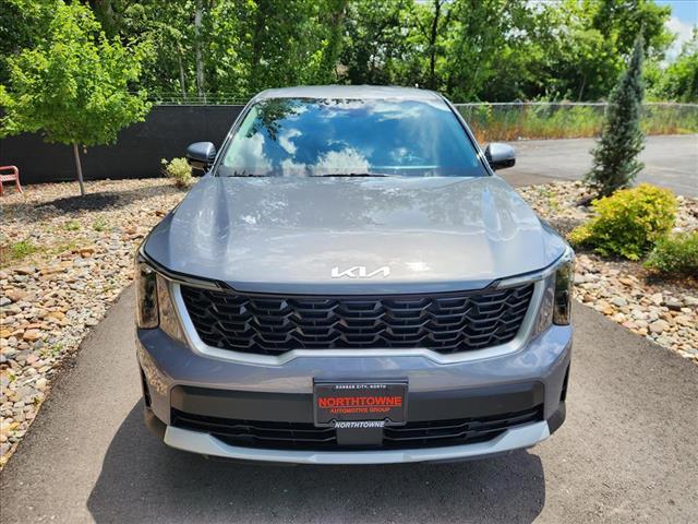 2024 Kia Sorento LX