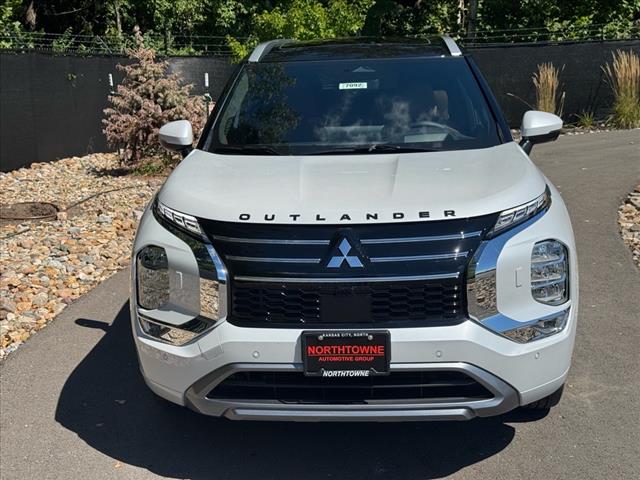 2025 Mitsubishi Outlander SEL