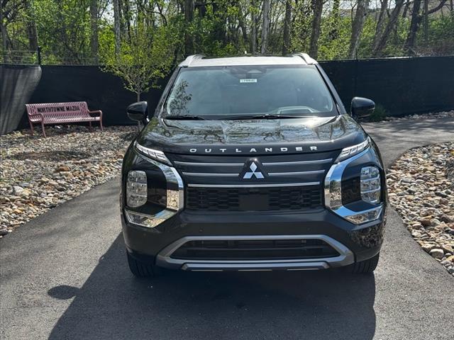 2025 Mitsubishi Outlander SEL Platinum Edition