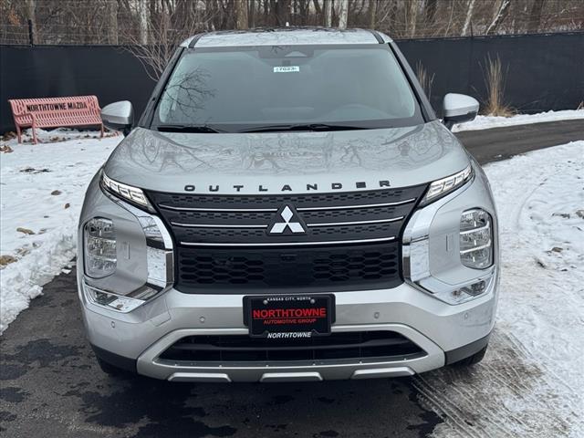 2025 Mitsubishi Outlander PHEV SE