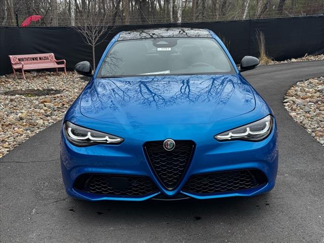 2025 Alfa Romeo Giulia Base