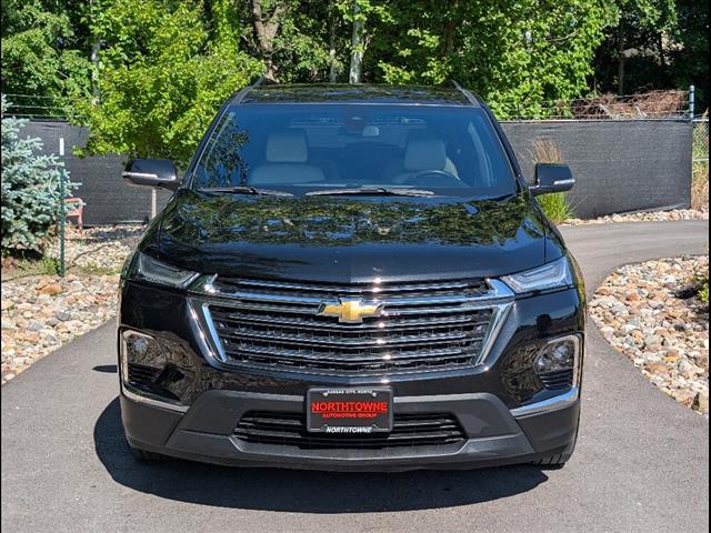 2022 Chevrolet Traverse LT Leather