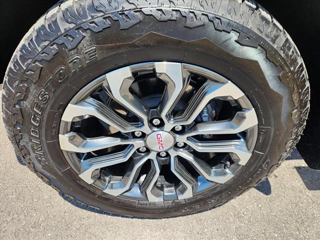 2024 GMC Canyon Denali