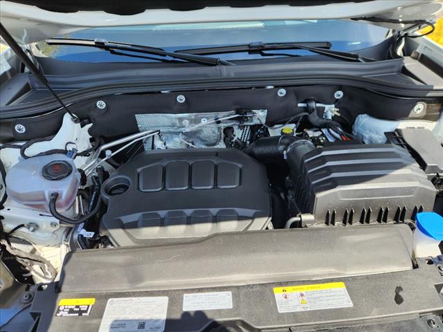 2024 Volkswagen Atlas Cross Sport SEL R-Line 4Motion
