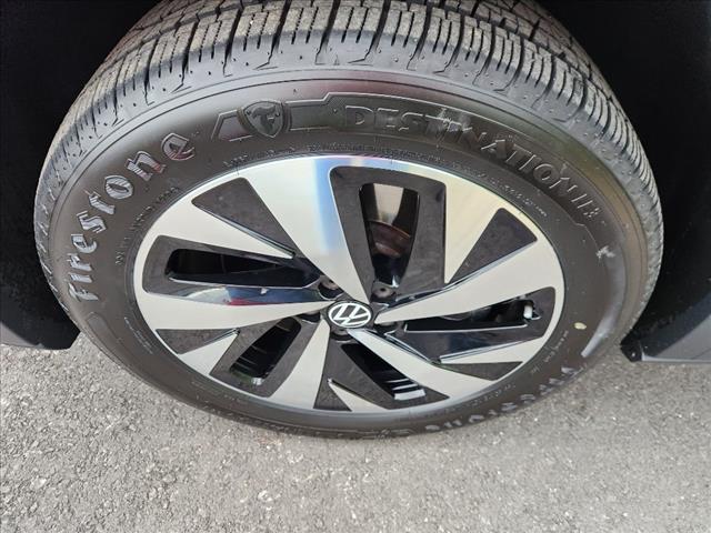 2023 Volkswagen ID.4 Pro