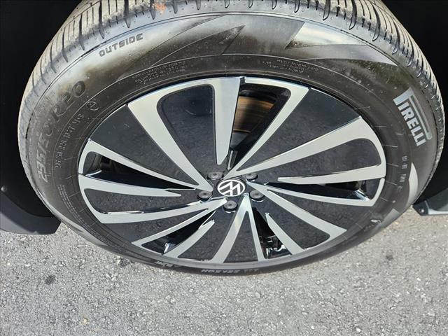2023 Volkswagen ID.4 Pro S Plus w/ VW Sound